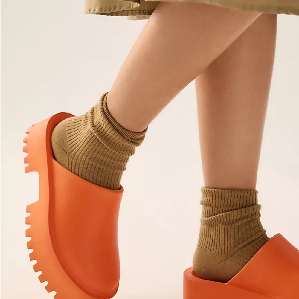 Jeffrey Campbell Chunky Platform Clogs/Mules - Picture 3 of 10